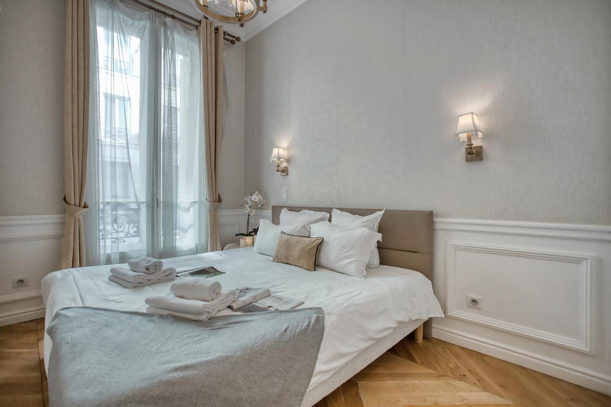 Luxueux 200M2 5Ch Champs Elysees A 1Min Perle Rare Париж Екстер'єр фото