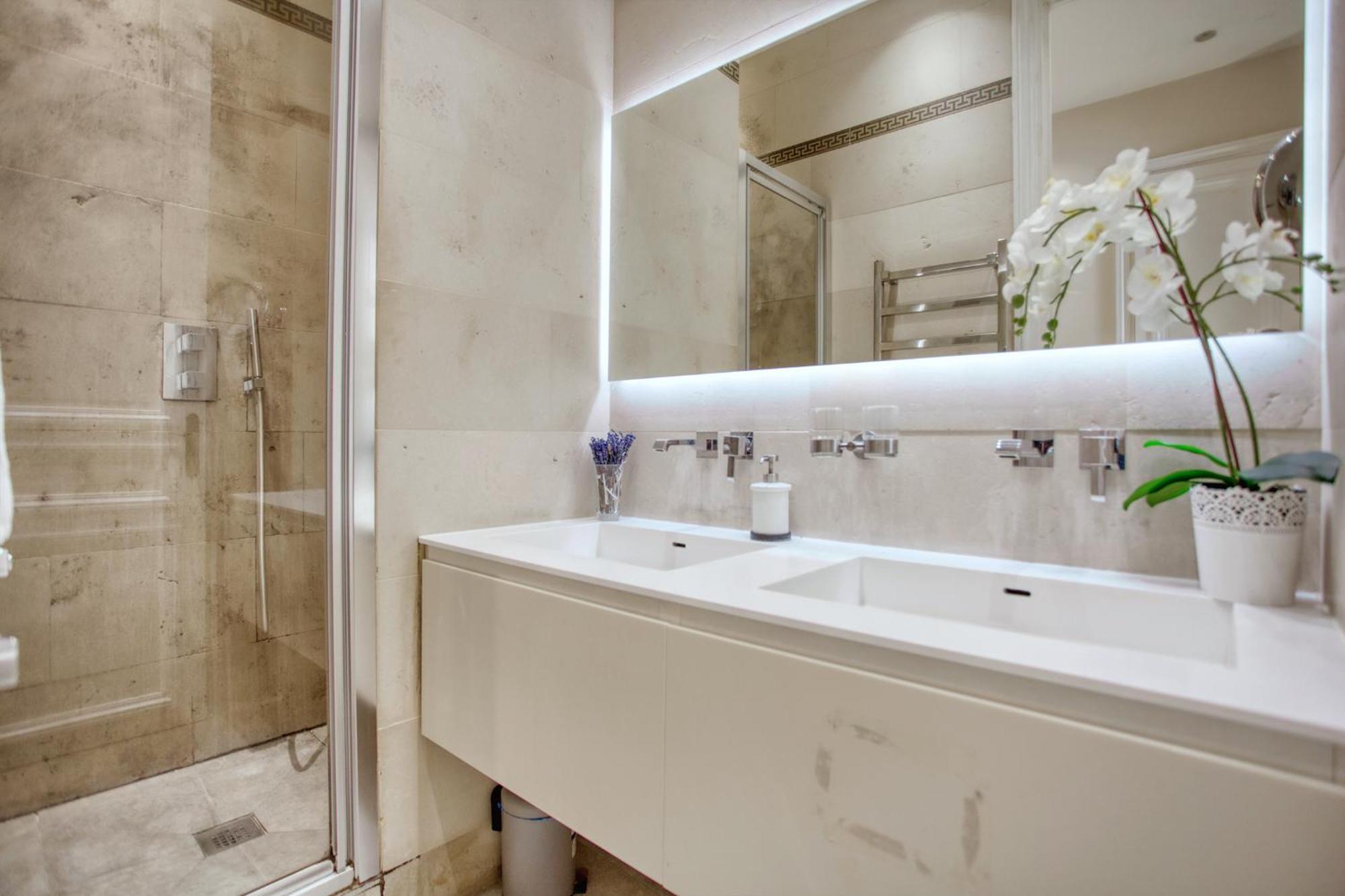 Luxueux 200M2 5Ch Champs Elysees A 1Min Perle Rare Париж Екстер'єр фото