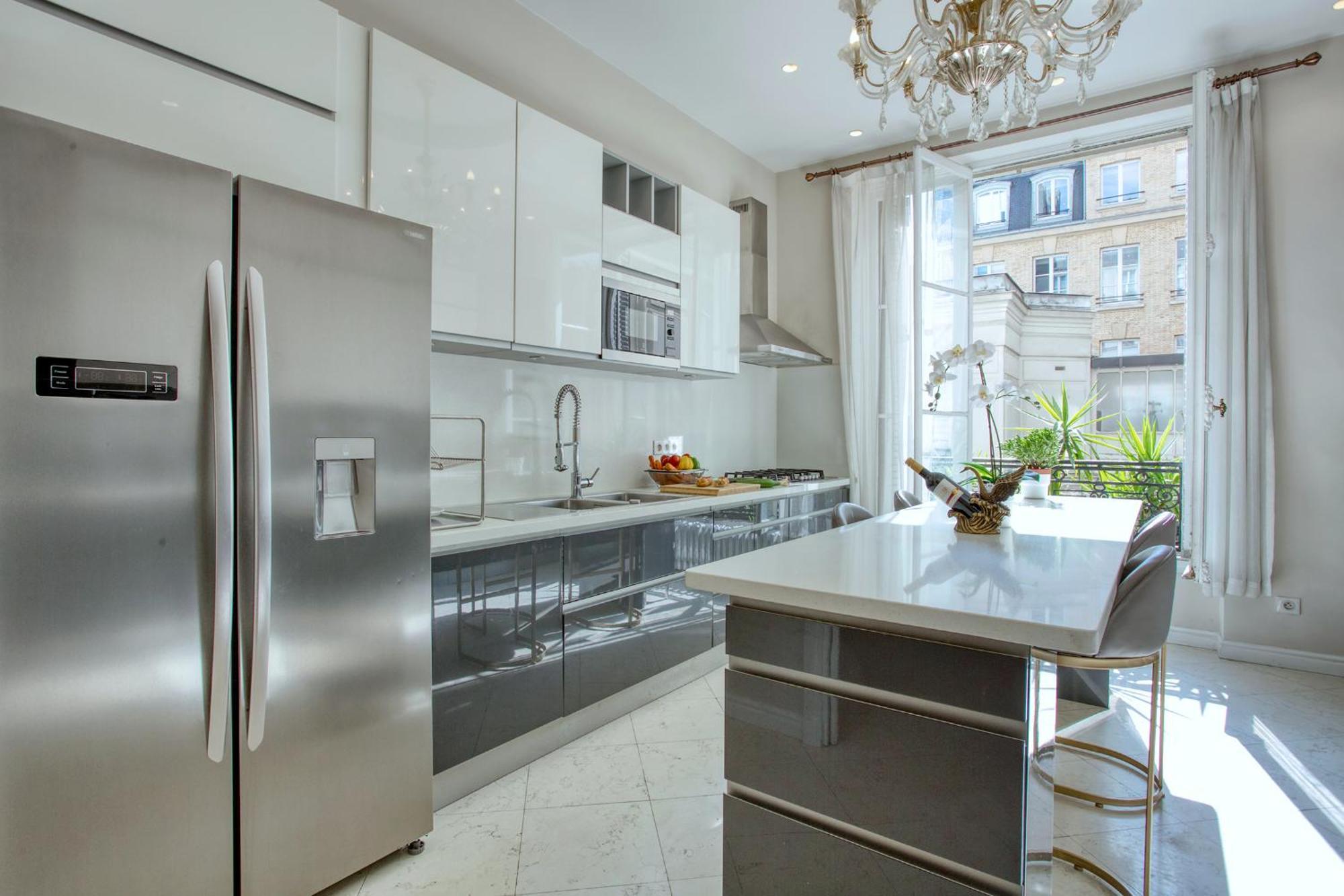Luxueux 200M2 5Ch Champs Elysees A 1Min Perle Rare Париж Екстер'єр фото