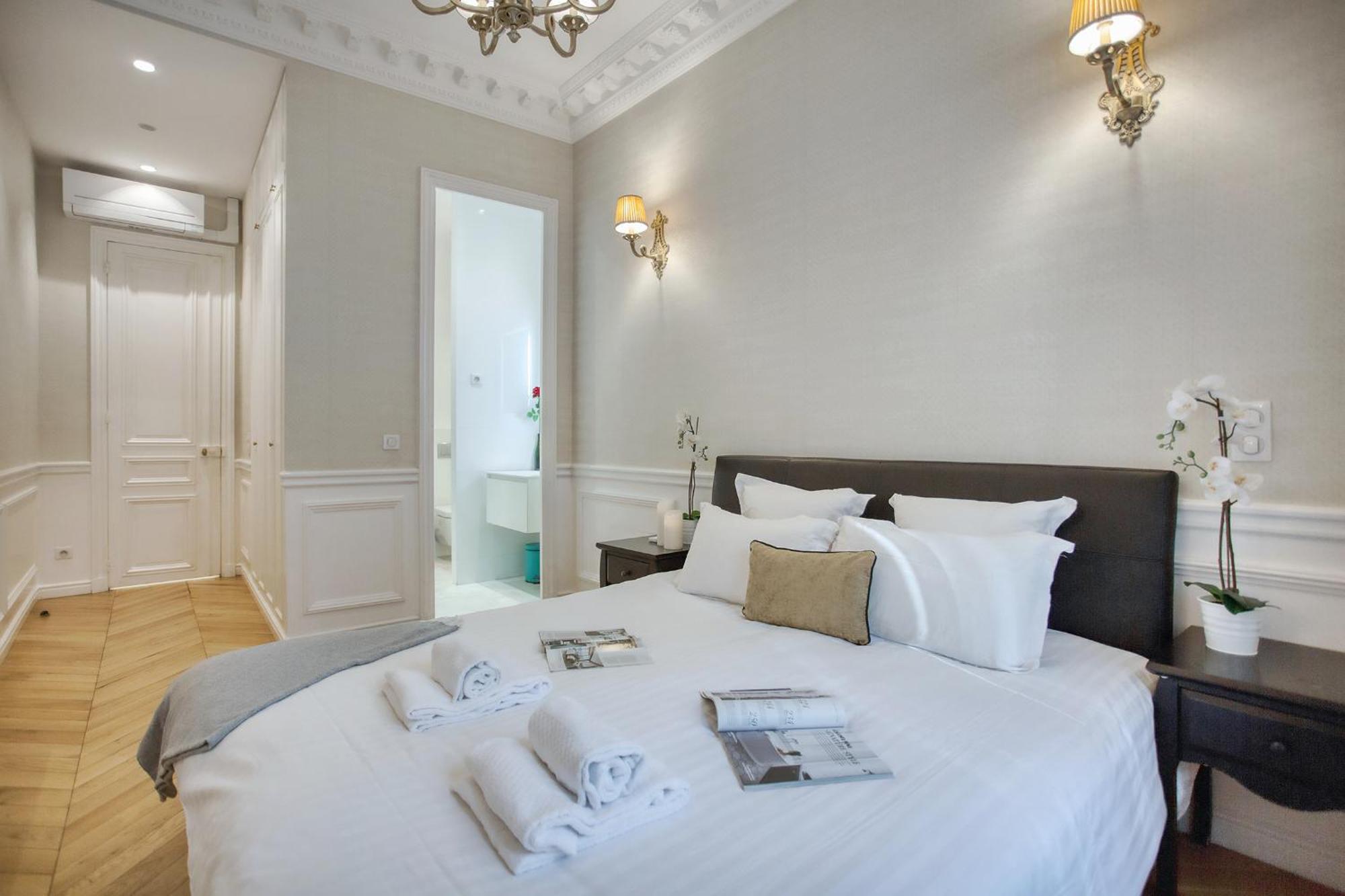Luxueux 200M2 5Ch Champs Elysees A 1Min Perle Rare Париж Екстер'єр фото